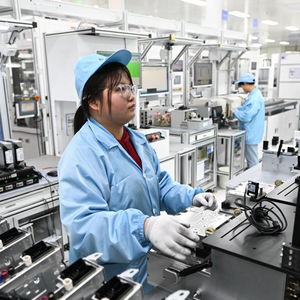 學(xué)歷與技能失衡 全總副主席警示“進(jìn)工廠不受待見”趨勢及云計(jì)算裝備技術(shù)服務(wù)的機(jī)遇